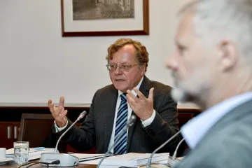 S pandemií souviselo jen asi šedesát procent schodku rozpočtu, kritizuje vládu kontrolní úřad