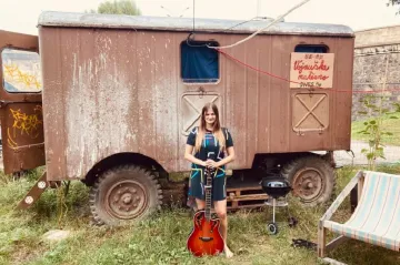 Vladivojna La Chia hraje jeden na jednoho