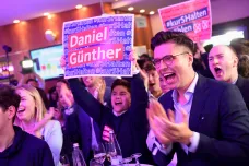 Volby ve Šlesvicku-Holštýnsku drtivě vyhráli konzervativci, posílili Zelení
