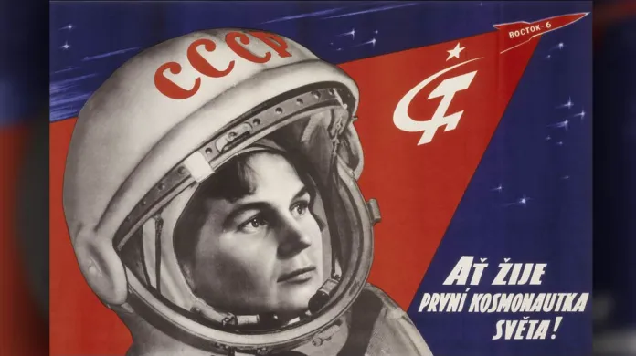 Plakát s Valentinou Těreškovovou
