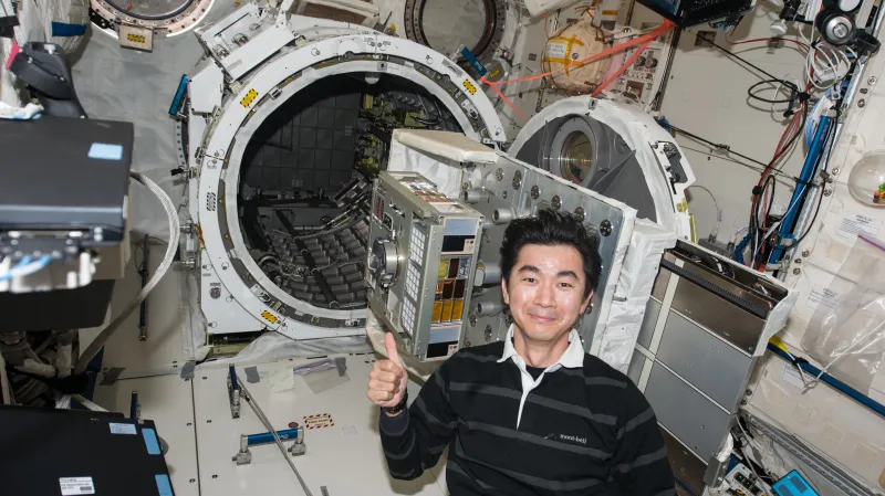 Výzkum bakterií na ISS