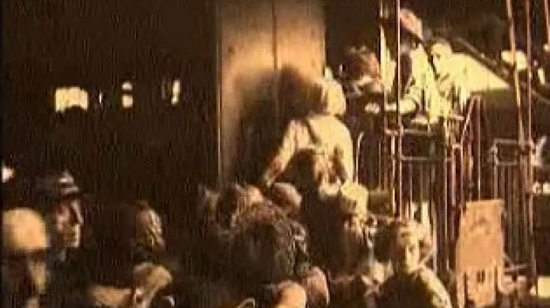 Jeden z transportů, které odvážely židovské děti z Československa.