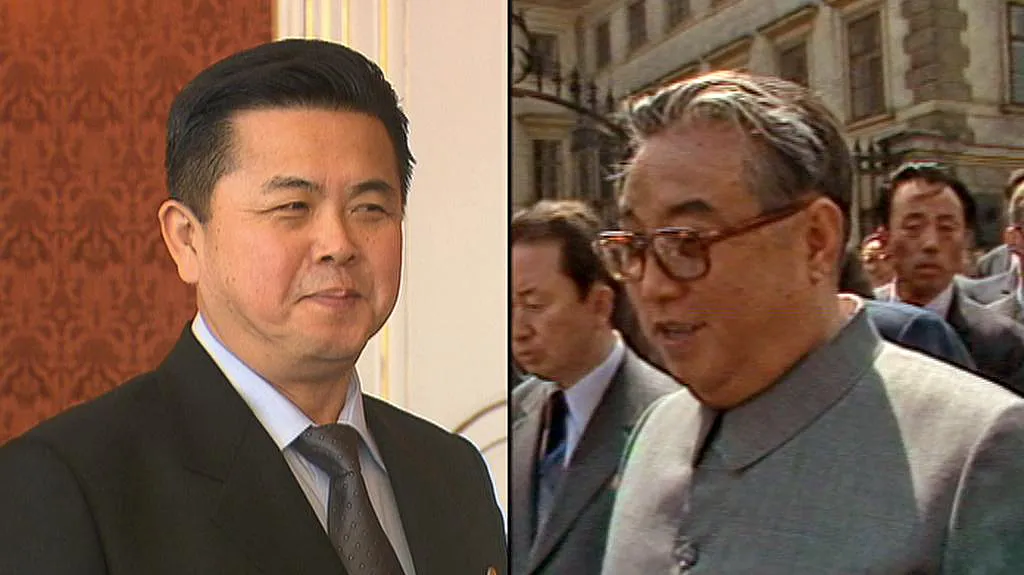 Kim Pchjong-il je svému otci Kim Ir-senovi velmi podobný