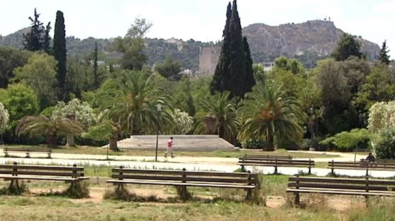 Aténský park symbolizuje řecké neúspěchy