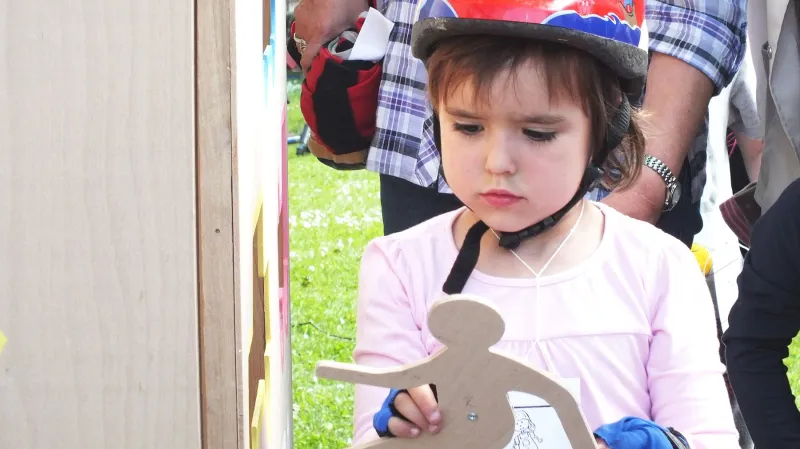S tatínkem na dětském dopravním hřišti - Boskovice