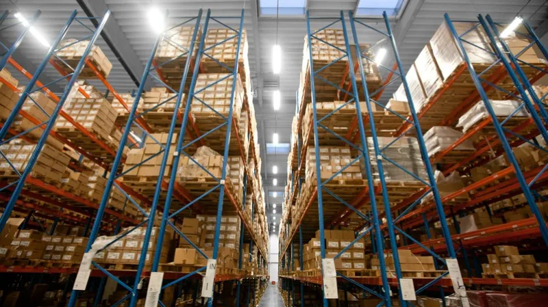 Sklad vinylů v Loděnici