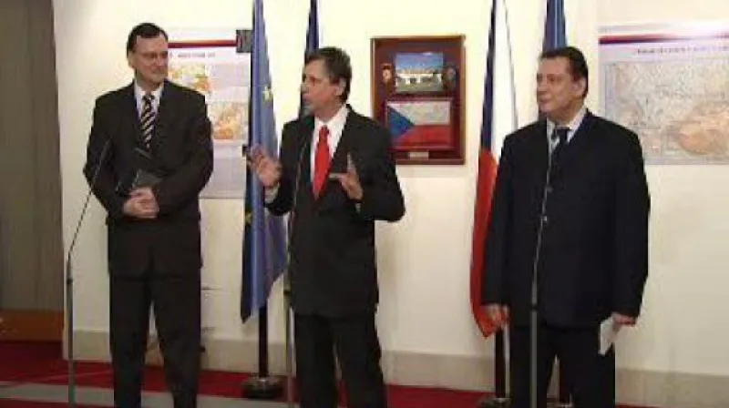 Paroubek chce zrušit post ministra pro EU