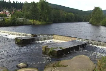 Smrtící jez v Loučovicích nikomu nepatří
