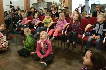 Výstava Loutky z Říše loutek a představení v Jilemnici