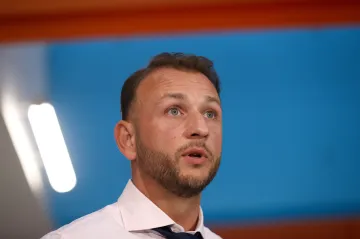 Slovenskou vládní stranu Hlas povede po Pellegrinim Šutaj Eštok