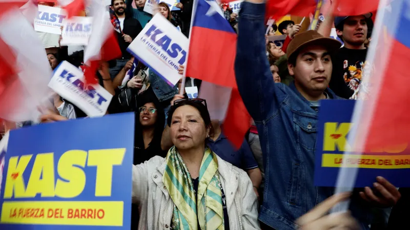 Příznivci krajně pravicového kandidáta Josého Antonia Kasta