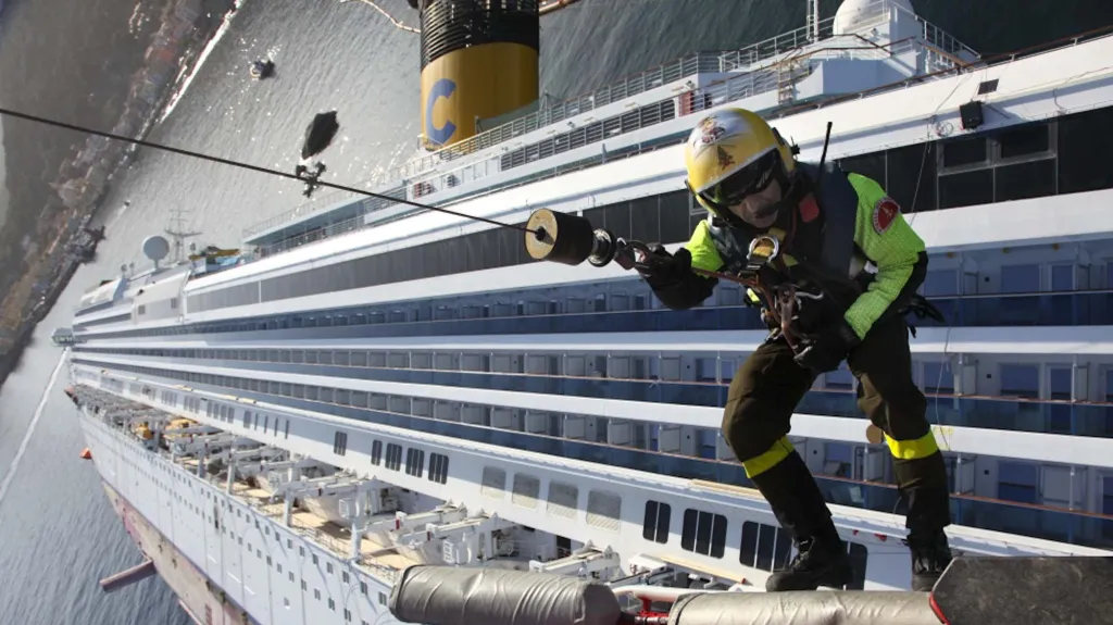 Vrak lodi Costa Concordia