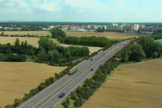 V Pardubicích vzniká nový obchvat. Má se pyšnit nejdelším zavěšeným mostem v Česku