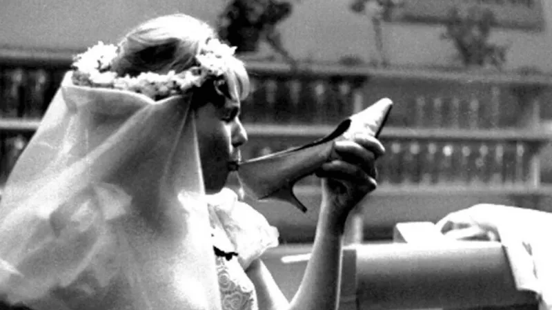 Perličky na dně (1965)
