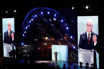 Od pádu Berlínské zdi vyrostly nové zdi z frustrace či nenávisti. Strhněme je, vyzval německý prezident