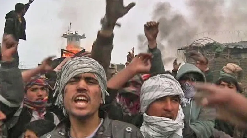 Afghánci protestují proti spálení koránu