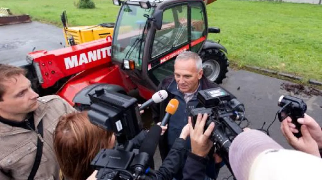 Majitel ukradeného těžkého stroje