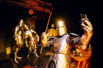 Divadlo Vosto5 probudilo blanické rytíře. Zatím prokrastinují