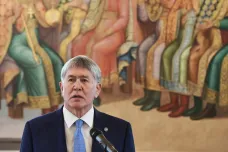 Kyrgyzský prezident hájí český Liglass: Do měsíce vyplatí Rusy a štěkání skončí
