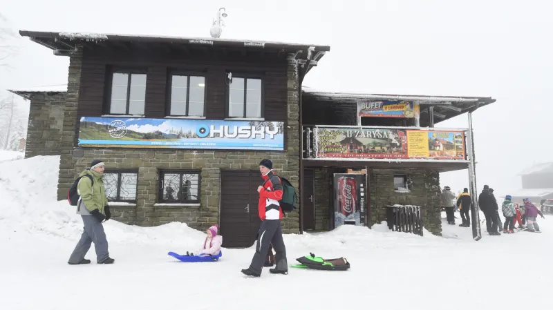 Bývalá budova horní stanice původní lanovky z roku 1940