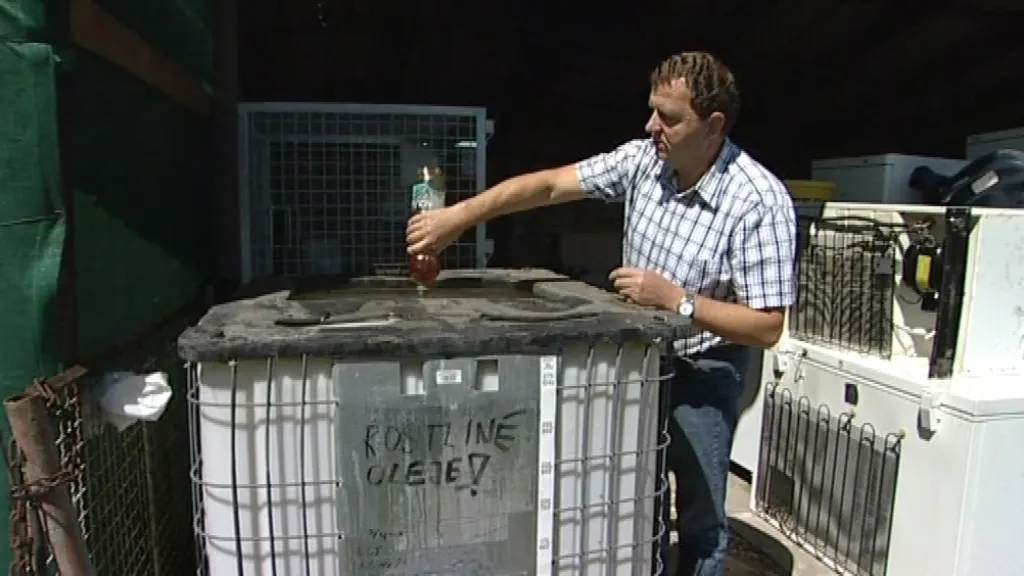 V Kobylnicích na Brněnsku mají nově nádobu na olej