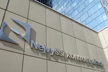 Vojenské lesy postavily řediteli divize dům za více než sedm milionů, ukázala kontrola