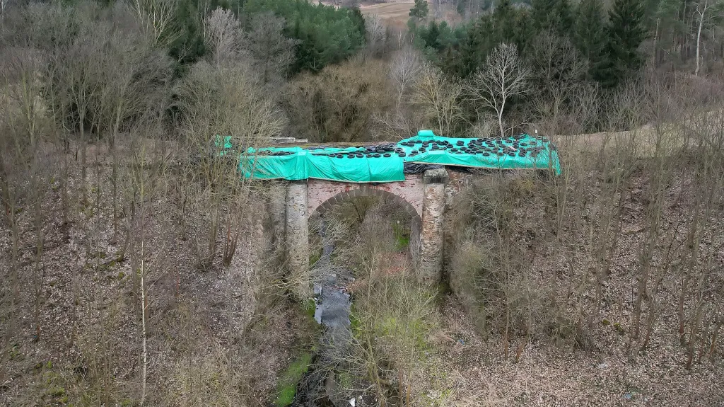 Loupežnický most u Petrávče