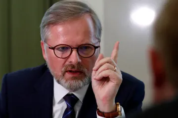 Fiala chce, aby do středy bylo jasno o koalici