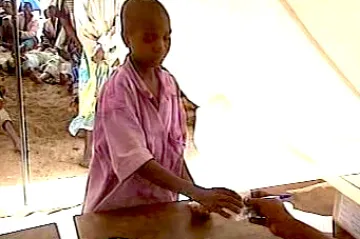 Léky proti malárii mají zlevnit, mohou zachránit milion životů ročně