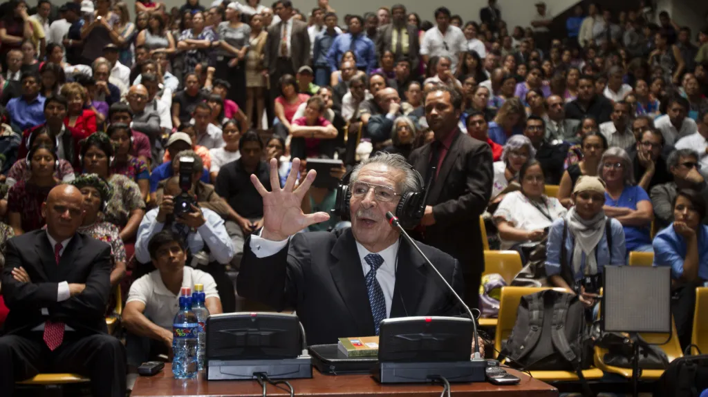 Efraín Ríos Montt při soudním slyšení