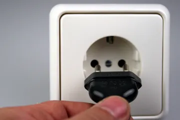 Lidé dostávají do schránek nové ceníky energií. Ne vždy jim mohou rozumět, upozorňují odborníci