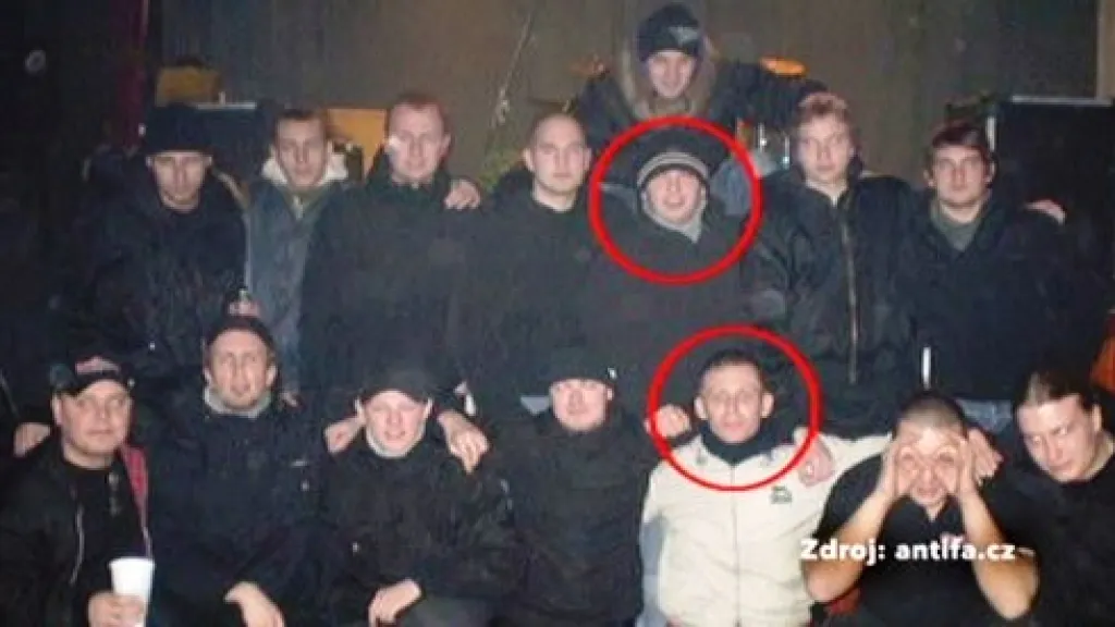 Extremisté obvinění z útoku ve Vítkově