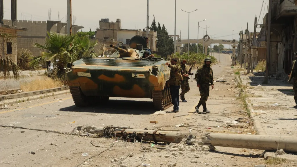 Syrská armáda ve městě Húlá