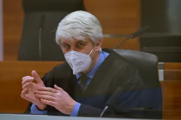 Benešová navrhla na předsedu Nejvyššího správního soudu Dienstbiera, Zeman podle ní souhlasí
