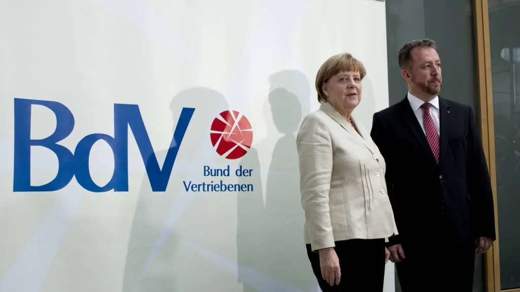 Německá kancléřka a předseda BdV Bernd Fabritius
