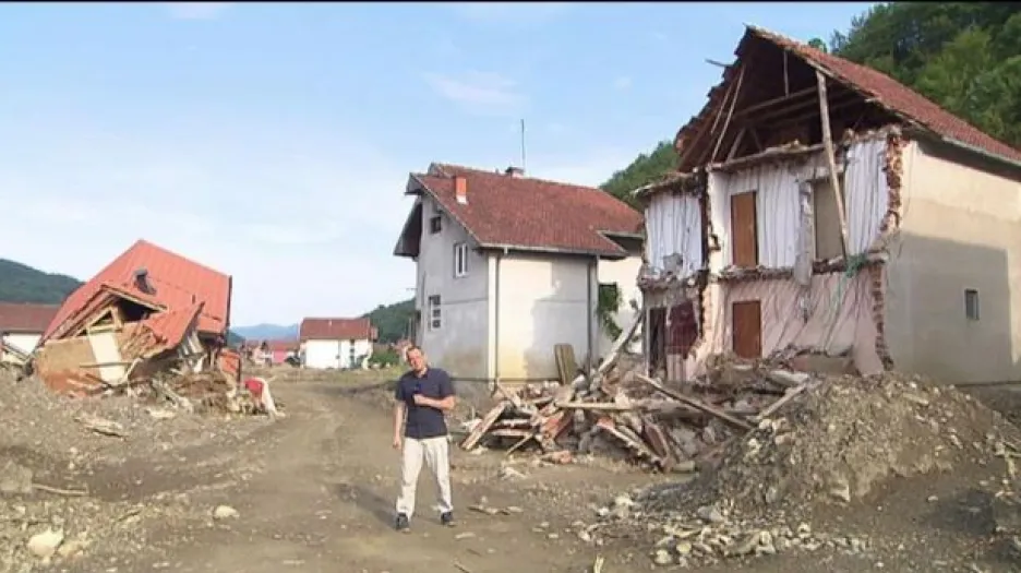Balkán se už měsíc zotavuje z ničivých povodní