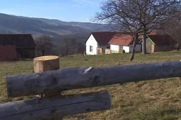 Spojení staveb s pozemky: Koho může nový zákoník připravit o dům?