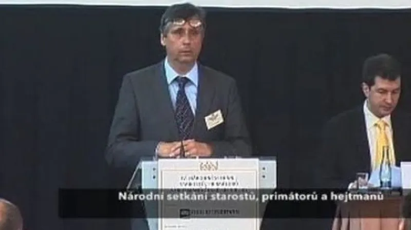 Projev premiéra Fischera na setkání starostů, primátorů a hejtmanů