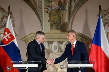 Babiš požádal Fica, aby Slovensko ukončilo stav ropné nouze