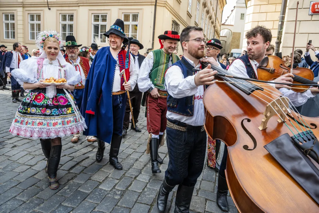 Den lidových krojů v Poslanecké sněmovně (10. 3. 2026)