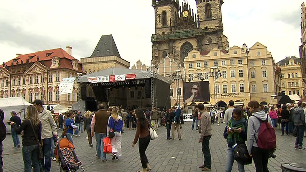 Oslavy Prahy na Staroměstském náměstí