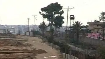 Stavba zdi mezi Egyptem a pásmem Gazy