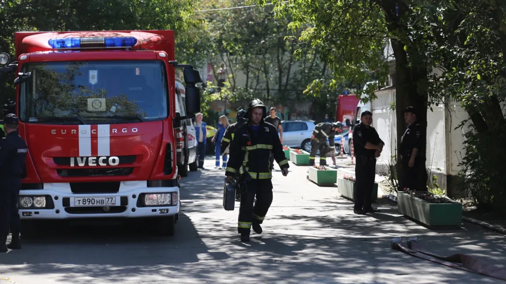 Požárníci na místě  zásahu