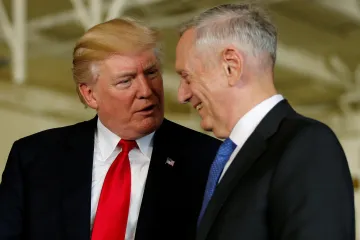Trumpa opouští uznávaný veterán a intelektuál. Střílet lidi je zábava, šokoval Mattis v minulosti