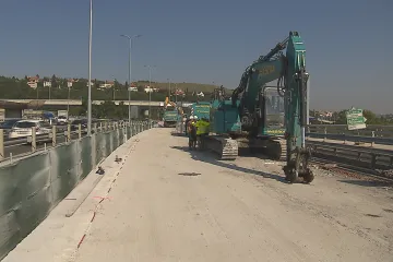 Opravu Barrandovského mostu zdržuje špatný technický stav