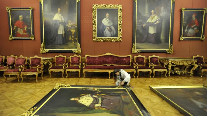 Obrazy kroměřížského zámku čeká restaurování