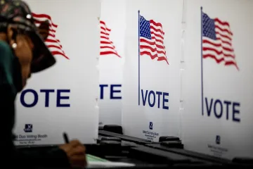 Soudkyně zablokovala Trumpův výnos o nových pravidlech pořádání voleb