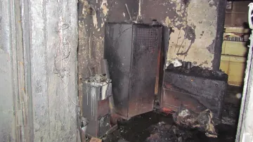 Požár zničil vybavení bytu