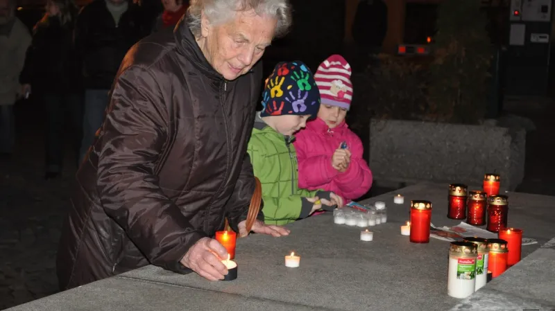 17. listopad v Lounech