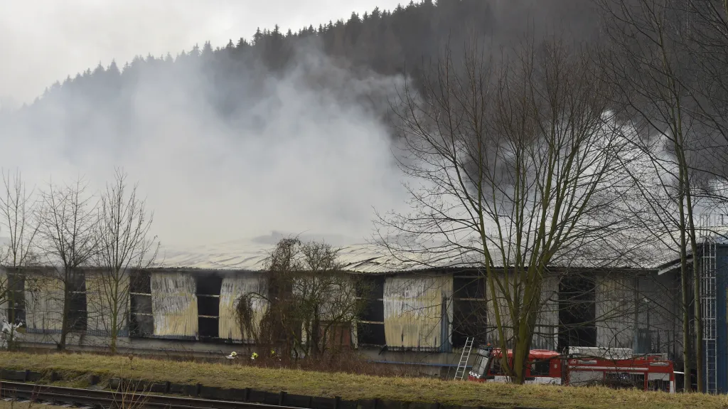 Požár v průmyslové zóně v Chrastavě